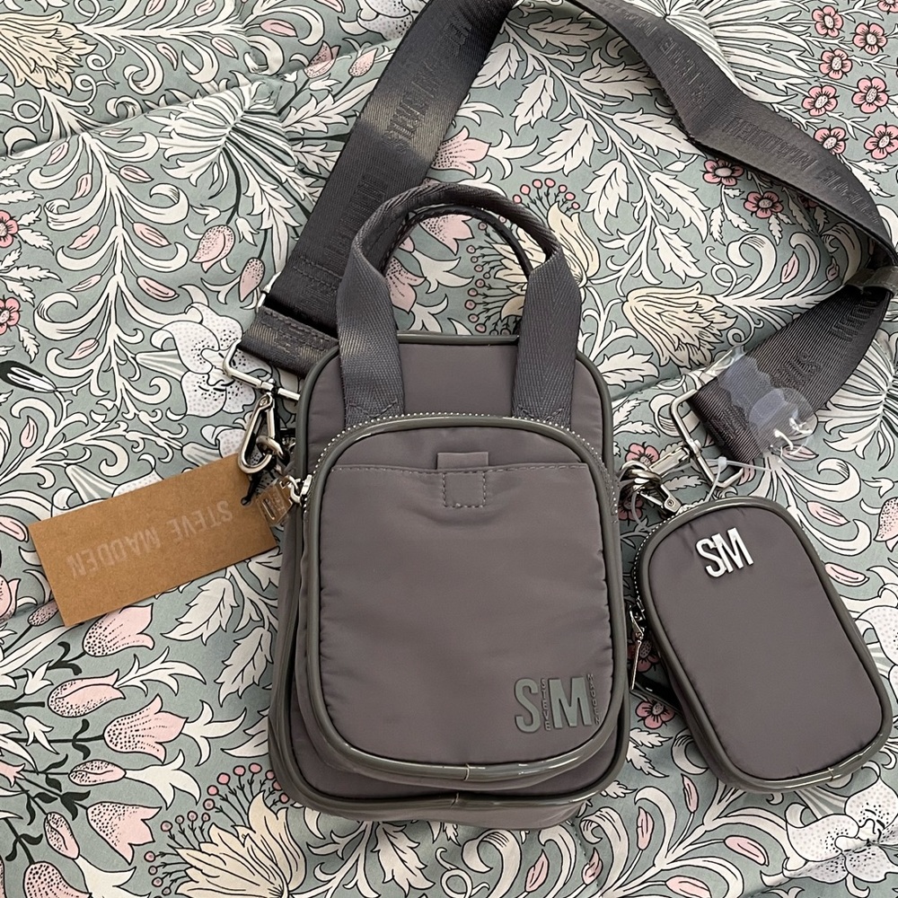 STEVE MADDEN Gray Crossbody Bag